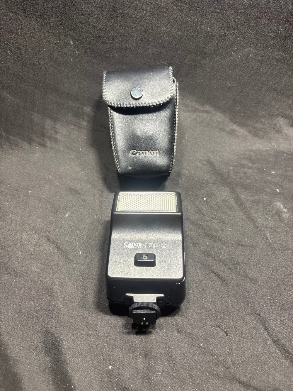Canon Speedlite 188A Electronic Flash Unit w/ Case for AE-1 AE-1P A-1 Not Tested